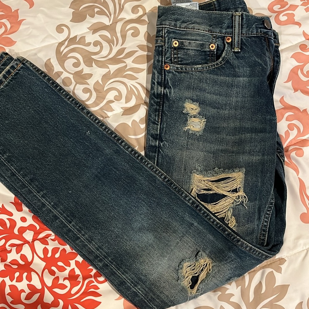 Levi’s 511 Jeans Distressed Straight Leg 100% Cotton Size 28